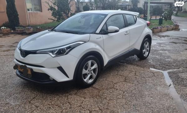 טויוטה C-HR City הייבריד אוט' 1.8 (98 כ"ס) בנזין 2019 למכירה בזכרון יעקב