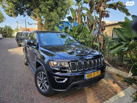 ג'יפ / Jeep גרנד צ'ירוקי 4X4 Laredo אוט' 5 מק' 3.6 (286 כ''ס) בנזין 2021 למכירה ברעננה