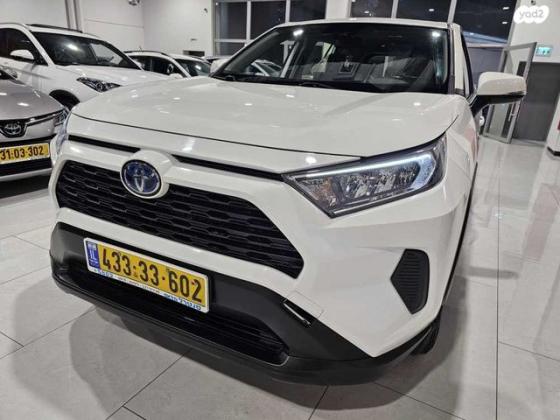 טויוטה RAV4 הייבריד E-volve הייבריד אוט' 2.5 (178 כ''ס) בנזין 2021 למכירה בראשון לציון