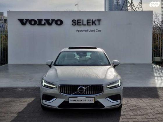 וולוו S60 T8 Inscription אוט' 2.0 (390 כ''ס) היברידי חשמל / בנזין 2019 למכירה בראשון לציון