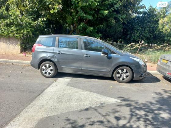 פיג'ו 5008 Premium PK סטיישן אוט' 1.6 (156 כ"ס) בנזין 2013 למכירה בהוד השרון