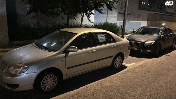 טויוטה קורולה Sun אוט' 1.6 (110 כ''ס) בנזין 2005 למכירה בראש העין