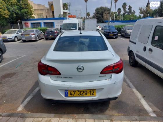 אופל אסטרה Berlina Enjoy סדאן אוט' 1.4 (140 כ"ס) בנזין 2013 למכירה בap