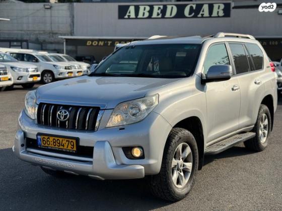 טויוטה לנד קרוזר ארוך 4X4 Luxury 60th אוט' דיזל 7 מק' 3.0 (190 כ''ס) דיזל 2012 למכירה בריינה