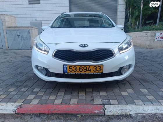 קיה סיד / CEED LX סטיישן אוט' 1.6 (135 כ''ס) בנזין 2015 למכירה בפתח תקווה