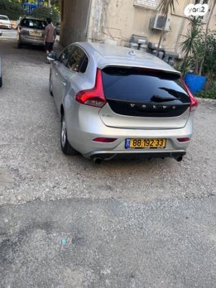 וולוו V40 T4 R-Design אוט' 1.6 (180 כ"ס) בנזין 2016 למכירה בחולון