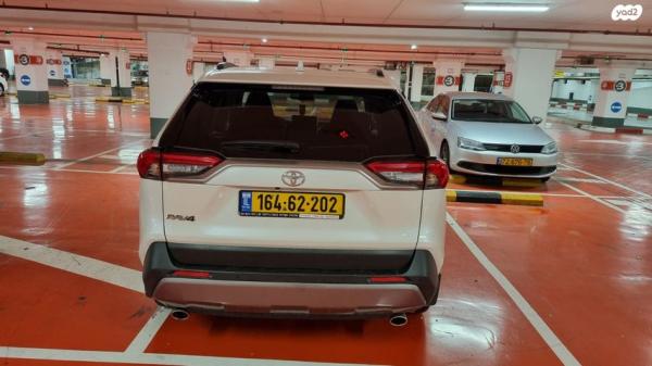 טויוטה RAV4 ארוך Extreme אוט' 2.0 (175 כ''ס) בנזין 2020 למכירה בחיפה