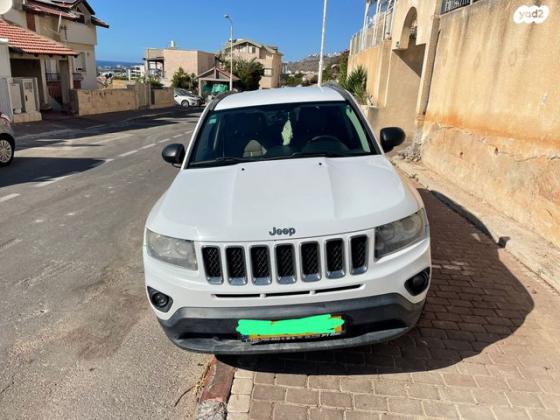 ג'יפ / Jeep קומפאס Sport אוט' 2.0 (154 כ''ס) בנזין 2015 למכירה בטירת כרמל