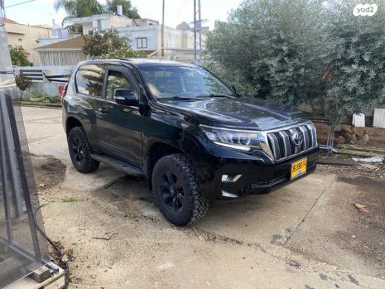 טויוטה לנד קרוזר קצר 4X4 Select 60th אוט' דיזל 3.0 (190 כ''ס) דיזל 2011 למכירה בכפר קרע