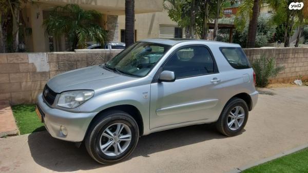 טויוטה RAV4 קצר 4X4 STD אוט' 2.0 (150 כ''ס) [2001-2006] בנזין 2006 למכירה בטירה