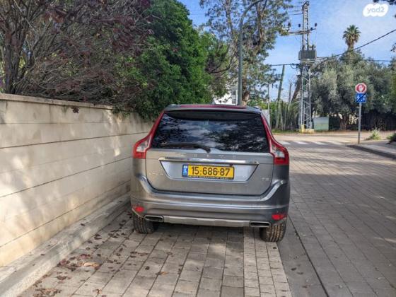 וולוו XC60 T5 Kinetic סטיישן אוט' 2.0 (245 כ''ס) בנזין 2017 למכירה בהוד השרון