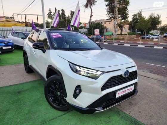 טויוטה RAV4 הייבריד E-motion Sky הייבריד אוט' 2.5 (178 כ''ס) בנזין 2024 למכירה בכפר יונה