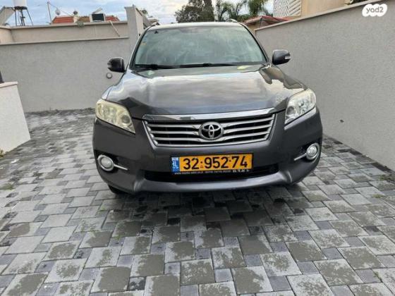 טויוטה RAV4 ארוך 4X4 GLI אוט' 2.0 (158 כ''ס) בנזין 2011 למכירה בחיפה