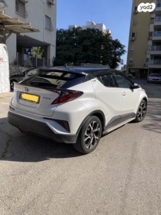 טויוטה C-HR Chic הייבריד אוט' 1.8 (98 כ"ס) בנזין 2020 למכירה בנס ציונה