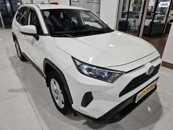 טויוטה RAV4 הייבריד E-volve הייבריד אוט' 2.5 (178 כ''ס) בנזין 2021 למכירה בראשון לציון