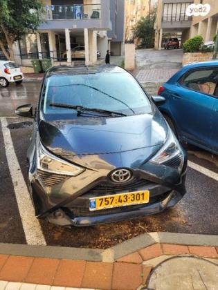 טויוטה אייגו (AYGO) X אוט' 1.0 (72 כ''ס) בנזין 2019 למכירה בפתח תקווה