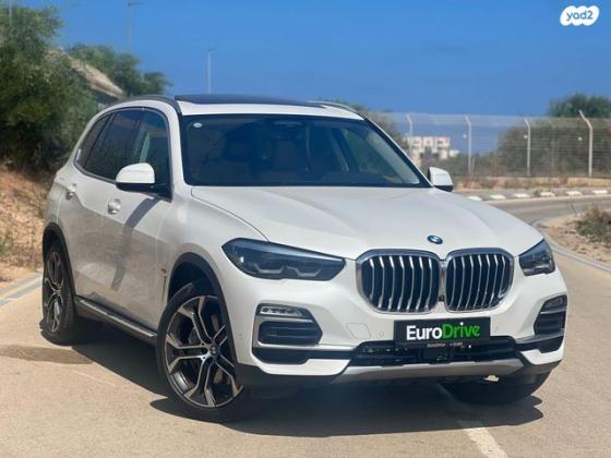 ב.מ.וו X5 45E XDRIVE Superior הייב' אוט' 3.0 (286 כ''ס) ק'-4 היברידי חשמל / בנזין 2021 למכירה בהרצליה