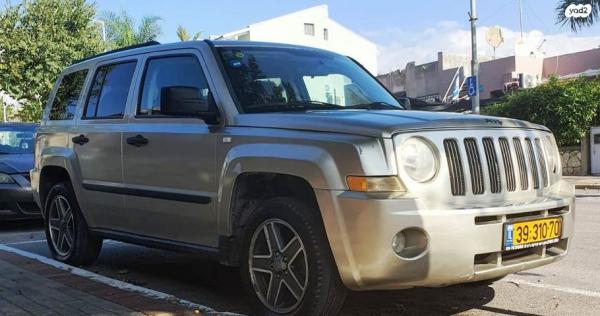 ג'יפ / Jeep פטריוט 4X4 Sport אוט' 2.4 (170 כ''ס) בנזין 2009 למכירה בקרני שומרון