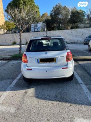 סוזוקי SX4 GLX-HB הצ'בק אוט' 1.6 (119 כ''ס) בנזין 2010 למכירה בירושלים