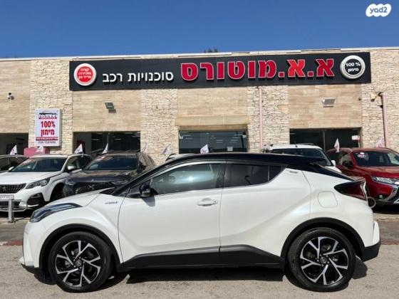 טויוטה C-HR Chic הייבריד אוט' 1.8 (98 כ"ס) בנזין 2020 למכירה בנתניה