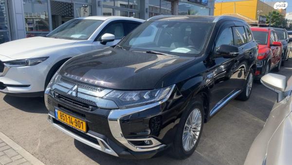 מיצובישי אאוטלנדר PHEV 4X4 Luxury הייבריד אוט' 5 מק' 2.4 (135 כ''ס) היברידי חשמל / בנזין 2020 למכירה ב