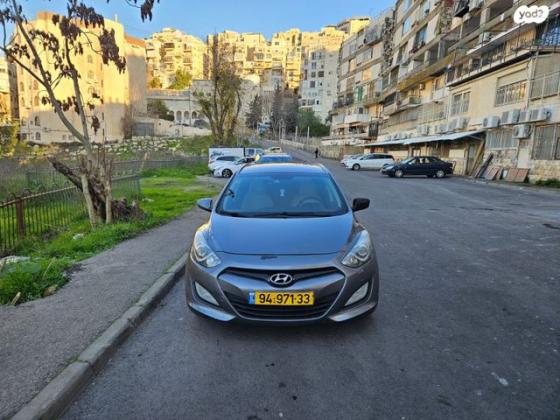 יונדאי i30 Inspire סטיישן אוט' 1.6 (135 כ"ס) בנזין 2015 למכירה בביתר עילית