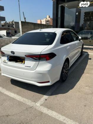 טויוטה קורולה הייבריד Limited סדאן אוט' 1.8 (98 כ''ס) בנזין 2022 למכירה בכפר יאסיף