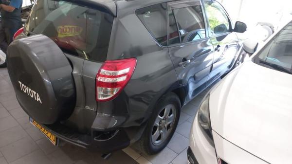 טויוטה RAV4 ארוך 4X4 GLI אוט' 2.0 (158 כ''ס) בנזין 2009 למכירה במודיעין מכבים רעות