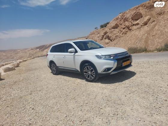 מיצובישי אאוטלנדר Premium אוט' 7 מק' 2.0 (150 כ''ס) בנזין 2015 למכירה בבית שמש