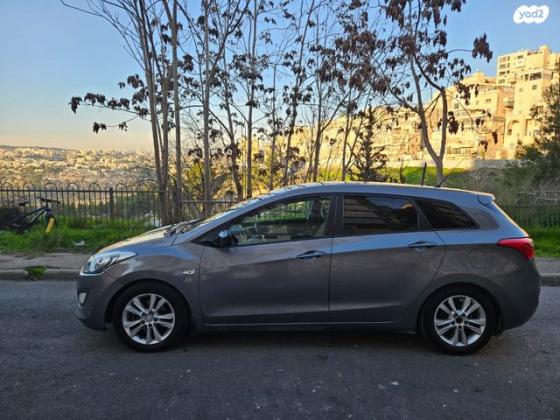 יונדאי i30 Inspire סטיישן אוט' 1.6 (135 כ"ס) בנזין 2015 למכירה בביתר עילית