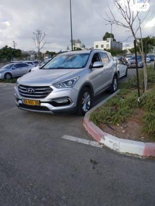 יונדאי סנטה פה 4X4 Premium אוט' בנזין 5 מק' 2.4 (192 כ"ס) בנזין 2016 למכירה בראש העין