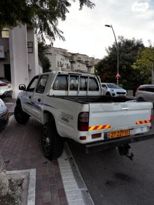 טויוטה היילקס 4X4 4X4 SR דאבל קבינה ידני דיזל 2.5 (102 כ''ס) דיזל 2003 למכירה בחיפה