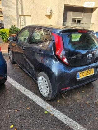 טויוטה אייגו (AYGO) X אוט' 1.0 (72 כ''ס) בנזין 2019 למכירה בפתח תקווה