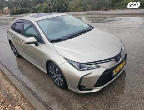 טויוטה קורולה הייבריד Limited סדאן אוט' 1.8 (98 כ''ס) בנזין 2020 למכירה בברקן