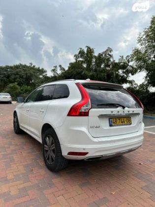 וולוו XC60 T5 Kinetic סטיישן אוט' 2.0 (245 כ''ס) בנזין 2017 למכירה ברמת גן