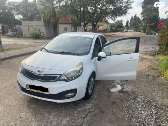 קיה ריו LX סדאן אוט' 1.4 (109 כ''ס) בנזין 2014 למכירה בכפר ברוך