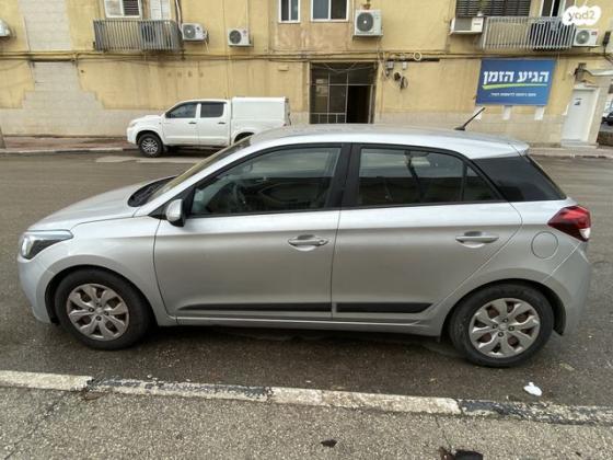 יונדאי i20 Inspire אוט' 1.4 (100 כ''ס) [2015 ואילך] בנזין 2017 למכירה בבית שאן