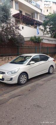 יונדאי i25 Inspire אוט' 1.4 (100 כ''ס) בנזין 2015 למכירה בגדרה