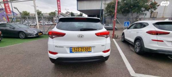 יונדאי טוסון Turbo Luxury אוט' בנזין 1.6 (177 כ"ס) בנזין 2018 למכירה בכפר סבא