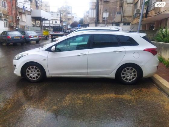 יונדאי i30 Inspire סטיישן אוט' 1.6 (135 כ"ס) בנזין 2013 למכירה בבני ברק