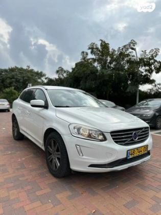 וולוו XC60 T5 Kinetic סטיישן אוט' 2.0 (245 כ''ס) בנזין 2017 למכירה ברמת גן