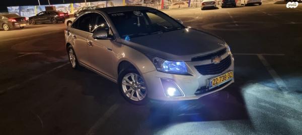 שברולט קרוז LT Platinum Turbo הצ'בק אוט' 1.4 (140 כ"ס) בנזין 2014 למכירה בתל אביב יפו