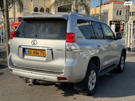 טויוטה לנד קרוזר ארוך 4X4 Luxury 60th אוט' דיזל 7 מק' 3.0 (190 כ''ס) דיזל 2012 למכירה בריינה