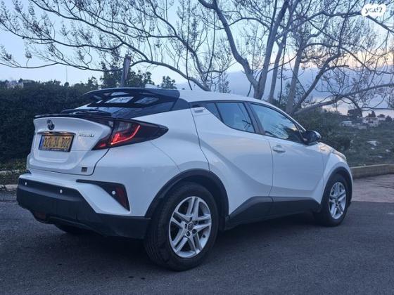 טויוטה C-HR City הייבריד אוט' 1.8 (98 כ"ס) בנזין 2020 למכירה בכפר סבא