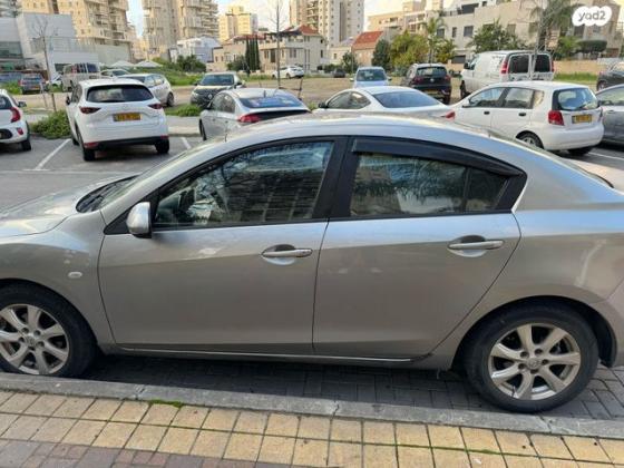 מאזדה i Active סדאן אוט' 1.6 (105 כ''ס) בנזין 2010 למכירה בחולון