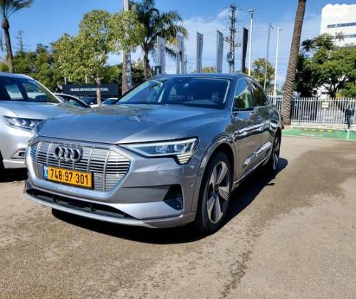 אאודי E-tron 4X4 Advanced Premium אוט' חשמלי (408 כ''ס) חשמלי 2019 למכירה ב