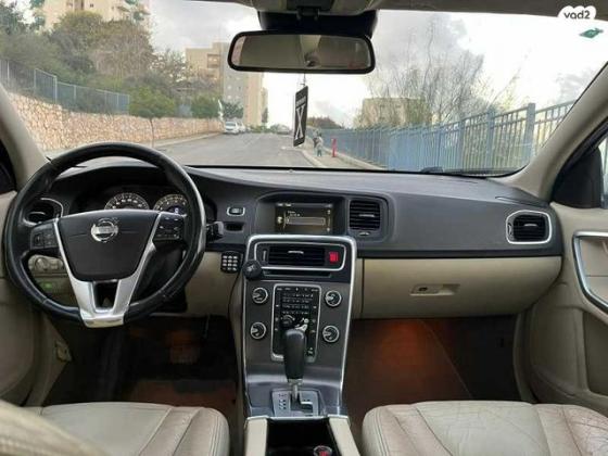 וולוו S60 Active אוט' 2.0 (203 כ''ס) בנזין 2011 למכירה בחיפה