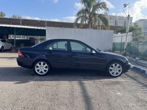 מרצדס C-Class C200 Classic אוט' 2.0 (163 כ''ס) בנזין 2002 למכירה בחיפה