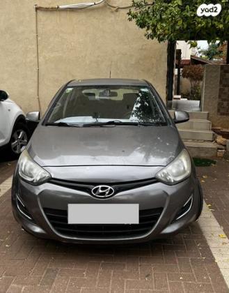 יונדאי i20 Inspire אוט' 1.4 (100 כ"ס) [2009-2015] בנזין 2012 למכירה בראש העין