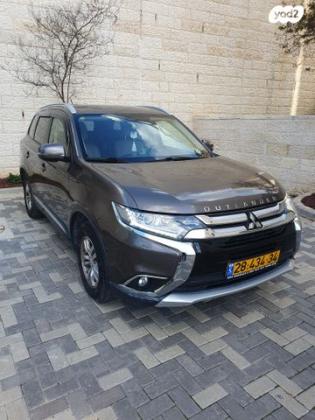 מיצובישי אאוטלנדר Instyle אוט' 7 מק' 2.0 (150 כ"ס) בנזין 2015 למכירה בבית שמש